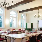 Gaestehaus Alte Schule רקלינגהאוזן