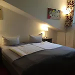 מלון Gaestehaus Alte Schule רקלינגהאוזן