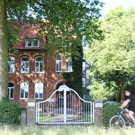 Gaestehaus Alte Schule Hotel 3*