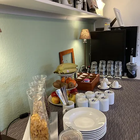 Gaestehaus Alte Schule Hotell 3*