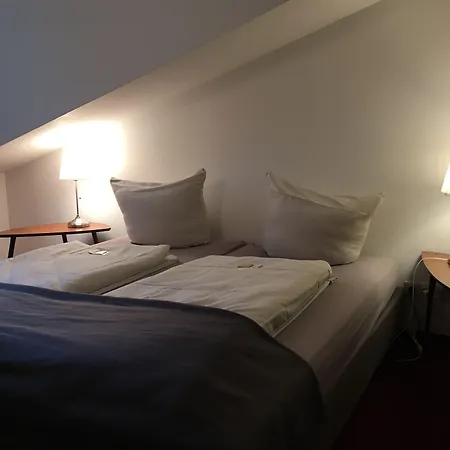 Gaestehaus Alte Schule 3*