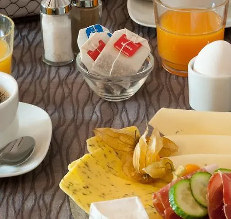 Gaestehaus Alte Schule Hotell