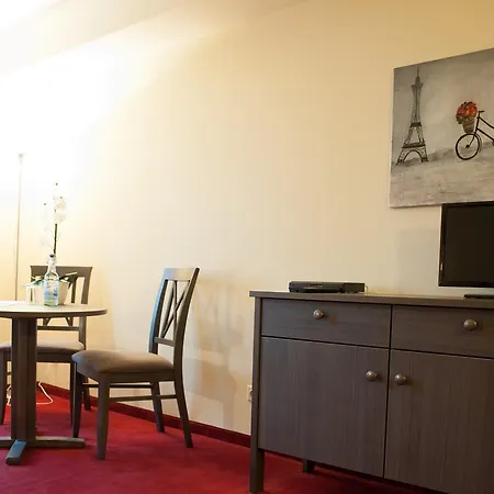 Gaestehaus Alte Schule 3*