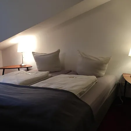 Gaestehaus Alte Schule Отель 3*