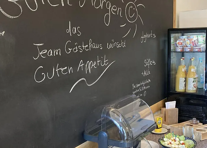 Gaestehaus Alte Schule Hotel