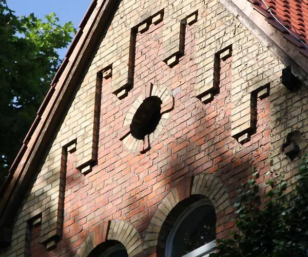 Hotel Gaestehaus Alte Schule